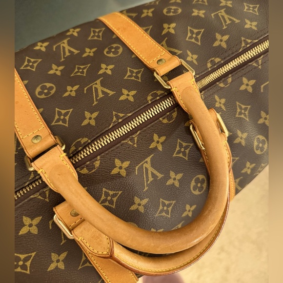 Large Louis Vuitton keepall.❤️With COA, GREAT Condition. 1 callout (see picture) - Picture 7 of 13
